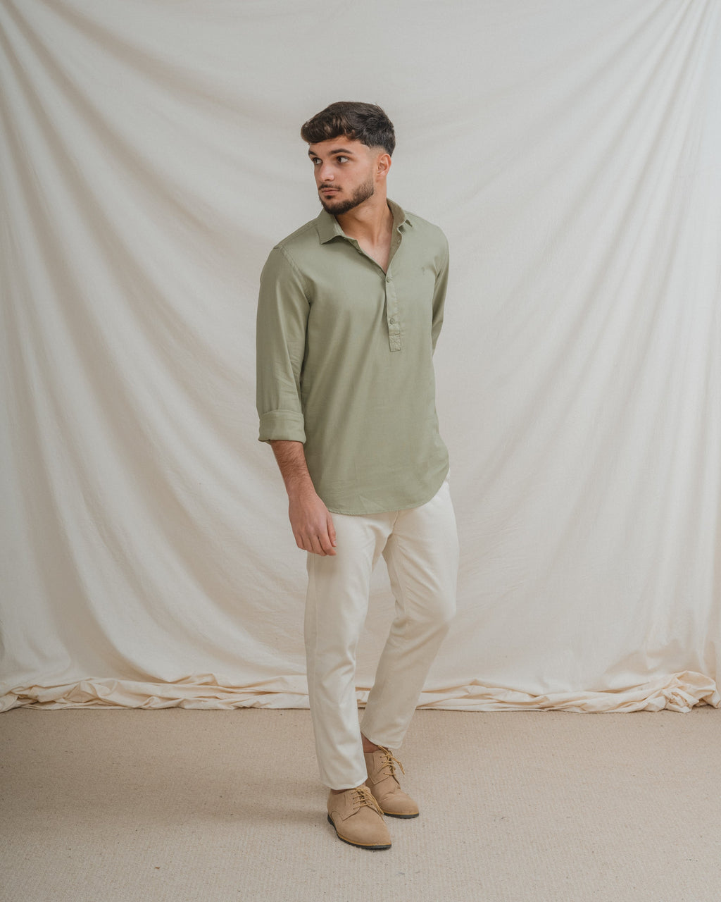 CHINO SLIM PIQUÉ