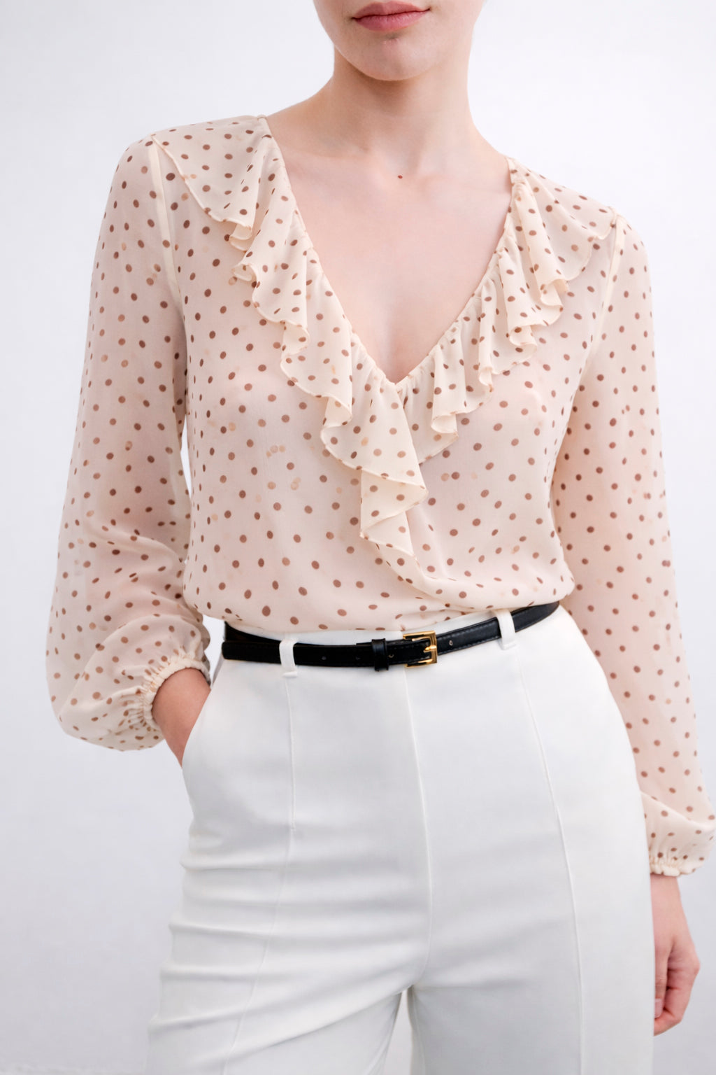 BLUSA VOLANTES LUNARES