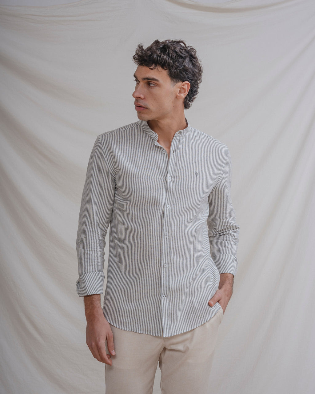 CAMISA CUELLO MAO LINO RAYA VERDE