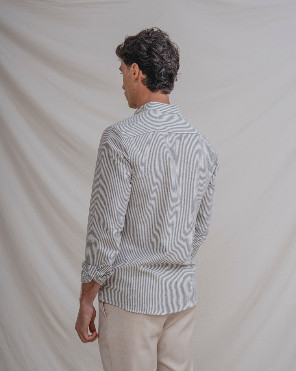 CAMISA CUELLO MAO LINO RAYA VERDE