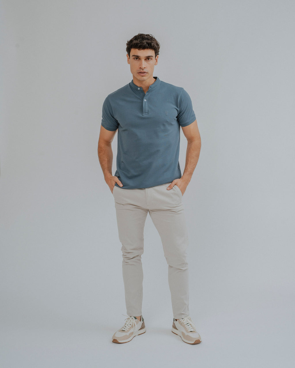 POLO BÁSICO CUELLO MAO VERDE