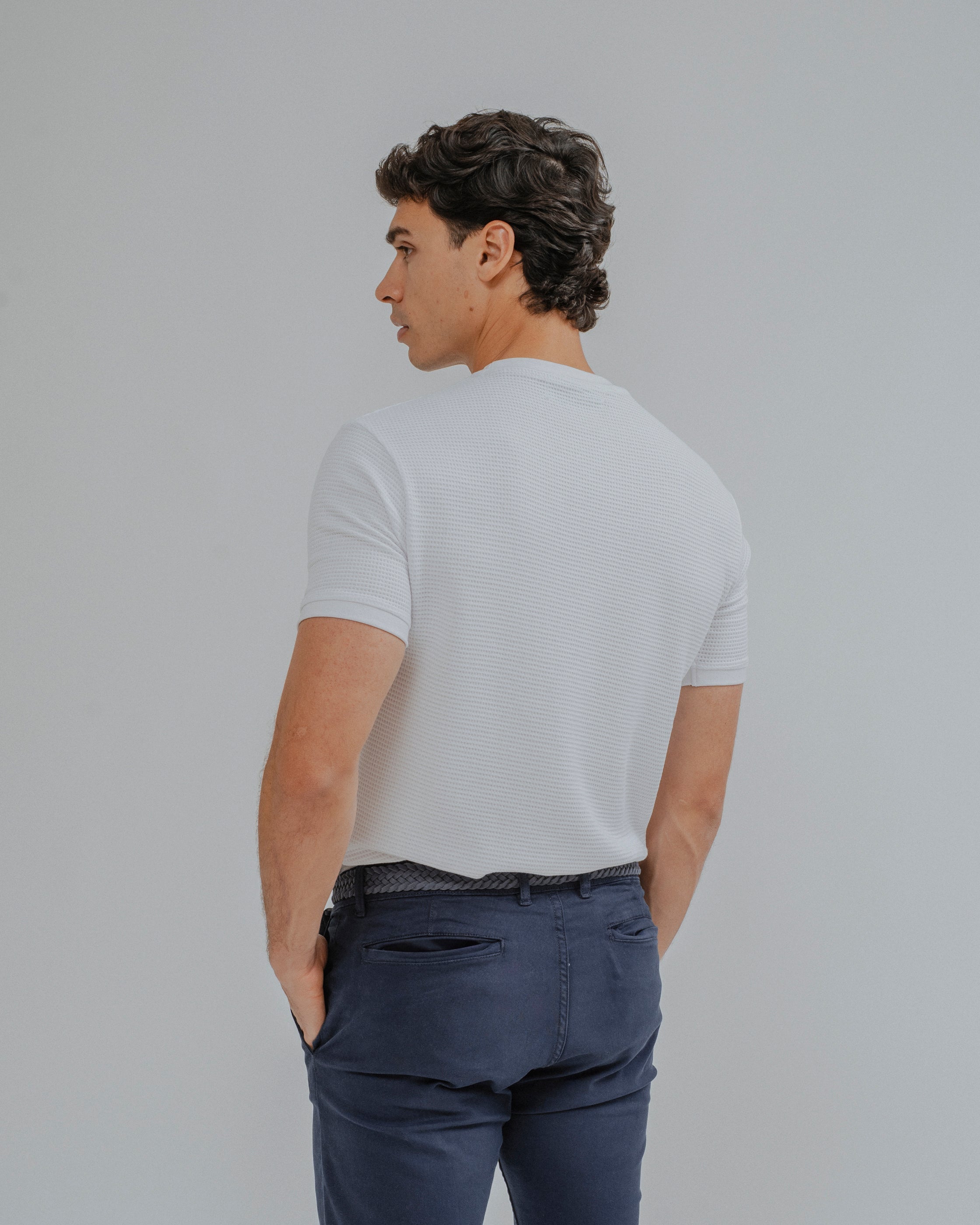 CAMISETA ESTRUCTURA PERFORADA BLANCA