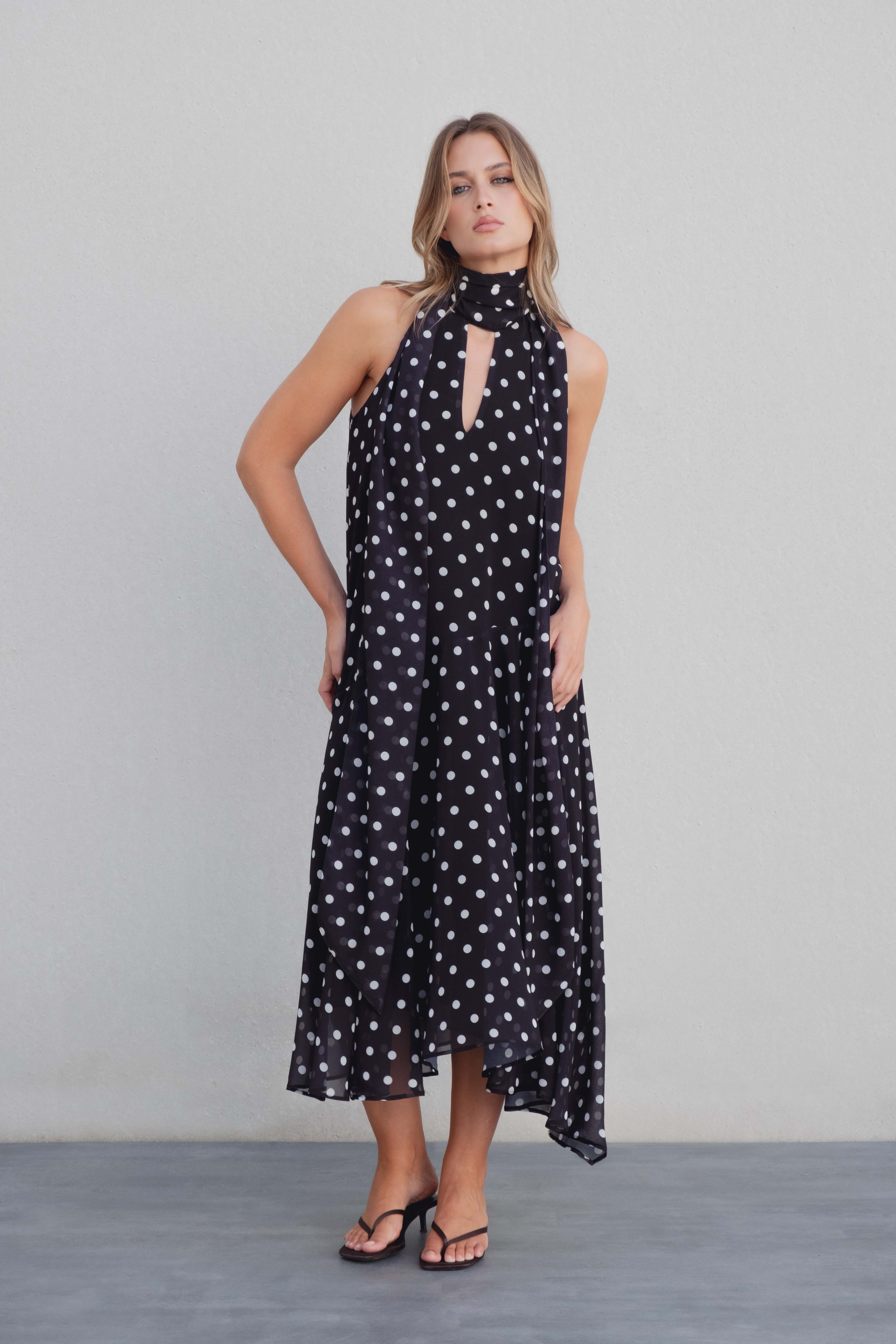 VESTIDO HALTER LUNARES