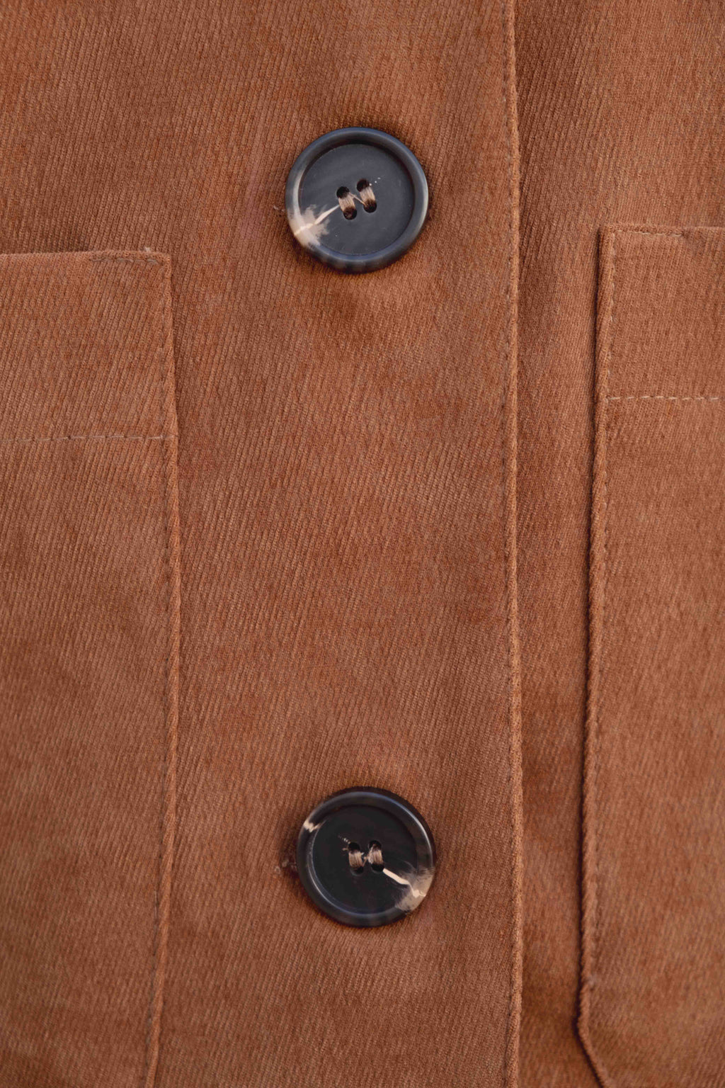 CHAQUETA CORTA EFECTO ANTE