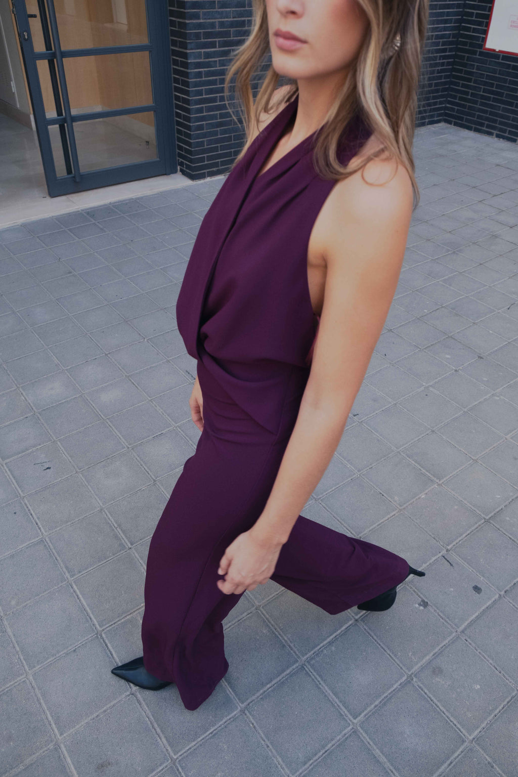 MONO HALTER NUDO